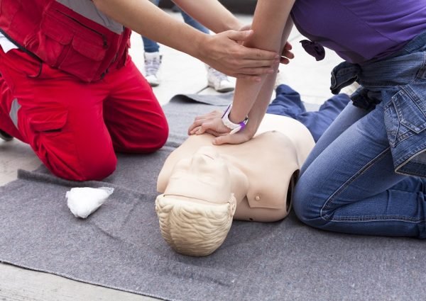 cpr-instructor